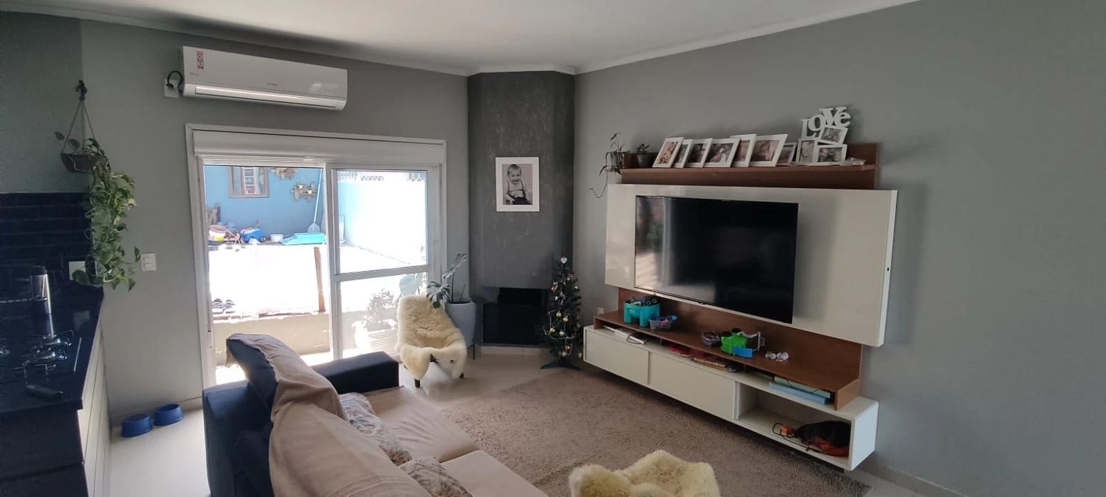 Casa com piscina no Amarílis, no Laranjal