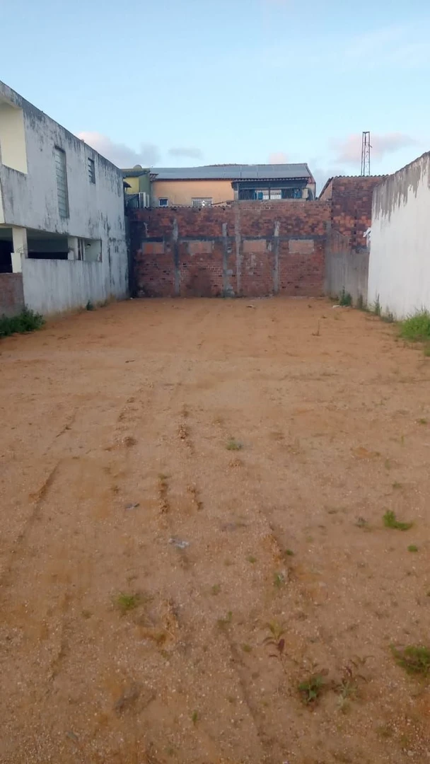  Terreno no bairro Três Vendas próximo a Av. Fernando Osório
