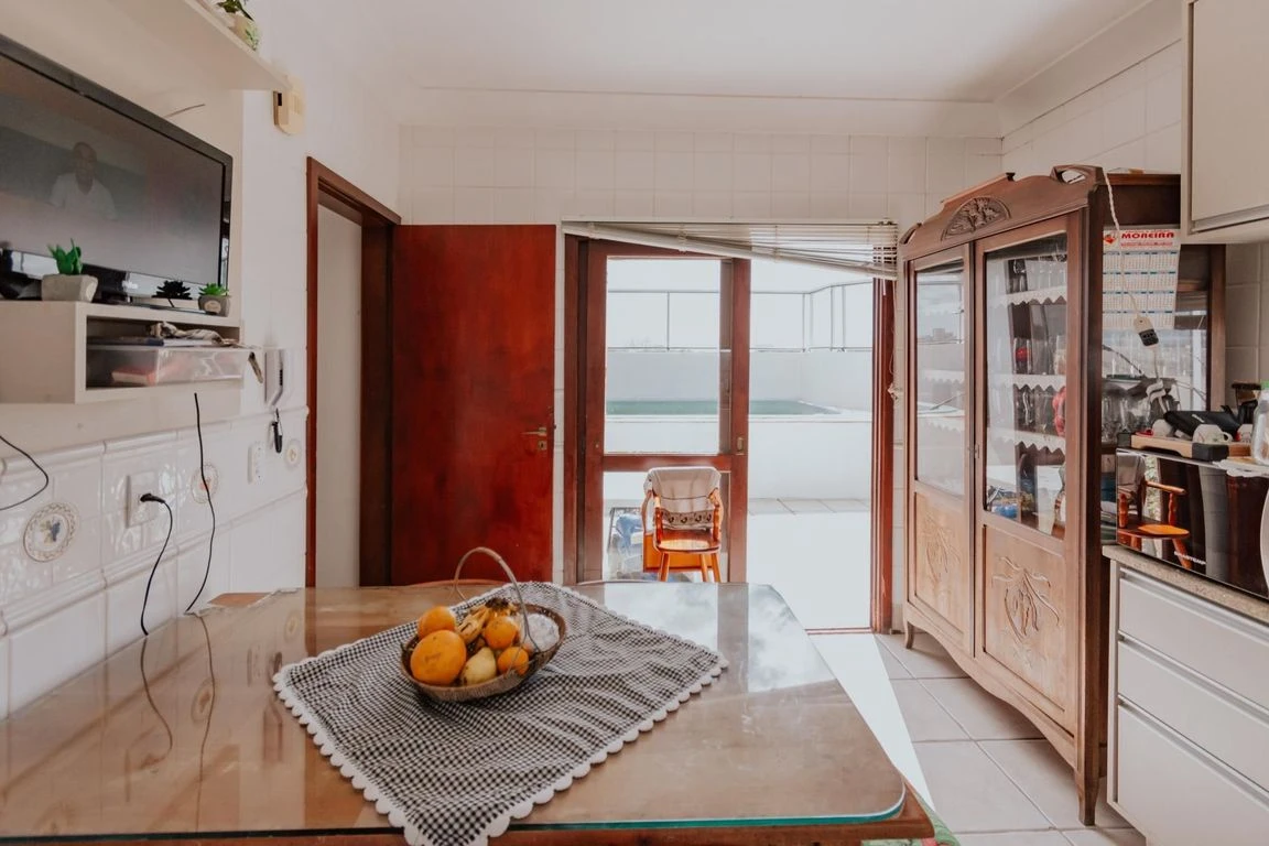  EXCELENTE apartamento duplex no CENTRO